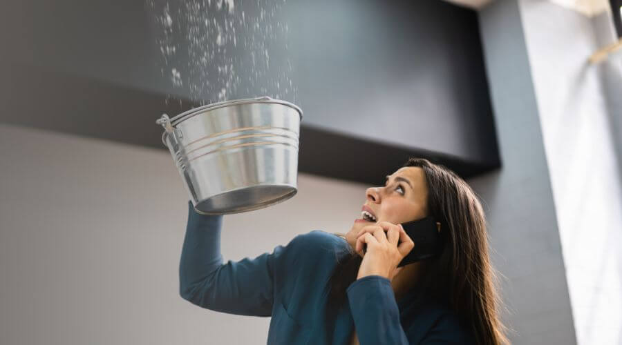 Why choose water damage restoration service for emergency water extraction services in Nashua